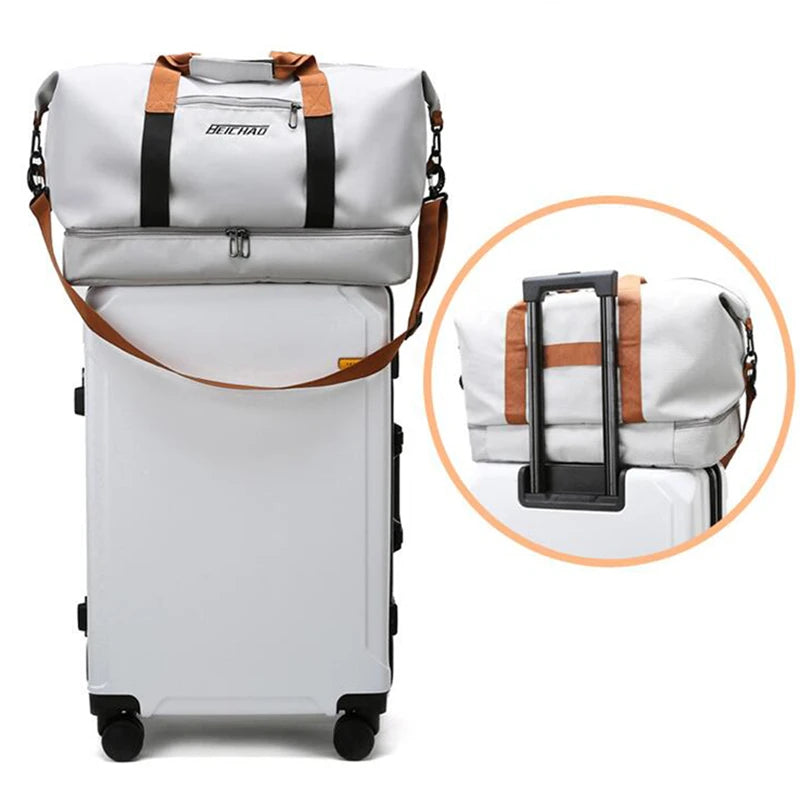 Everyday Travel Duffle Gear Bag - Smart dry wet separation